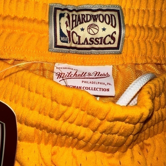 Mens Mitchell & Ness NBA Swingman Shorts 2009 Los Angeles Lakers size L large - Picture 2 of 6
